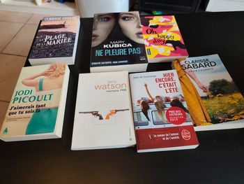 Divers livres poches
