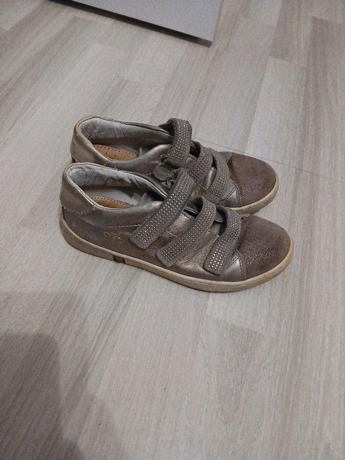 chaussure 33 primigi