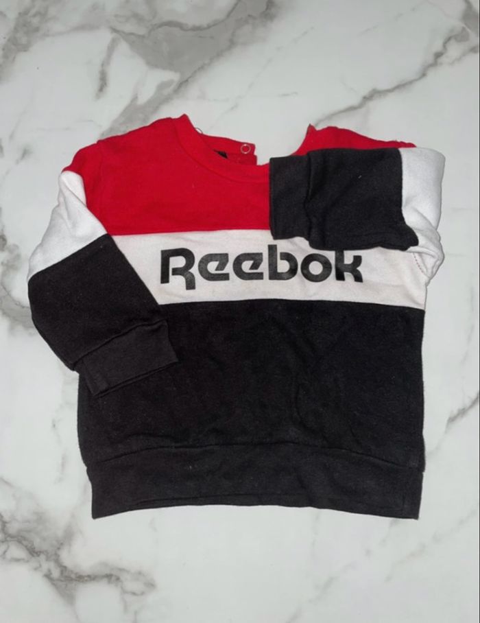 Sweat Reebok