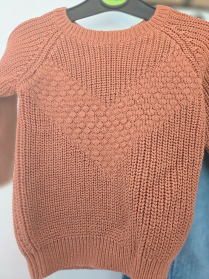 Ensemble pull et jean / Primark et H&M 9/12 mois 👦 - photo numéro 3