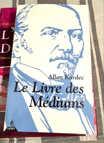 Le livre des médiums 