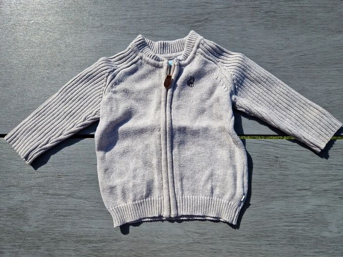 Gilet zippé gris