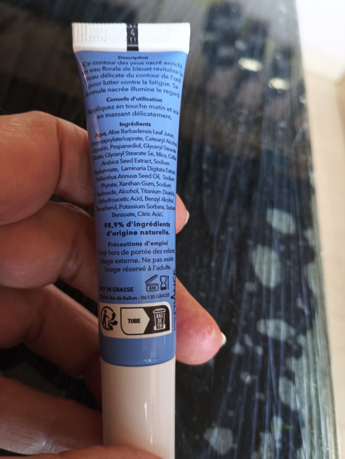 Contour des yeux July in Grasse - photo numéro 2