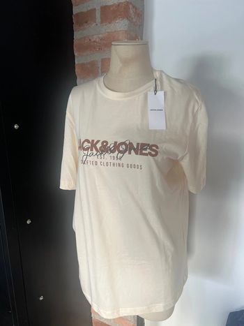 Jolie tee shirt Jack  & Jones neuf