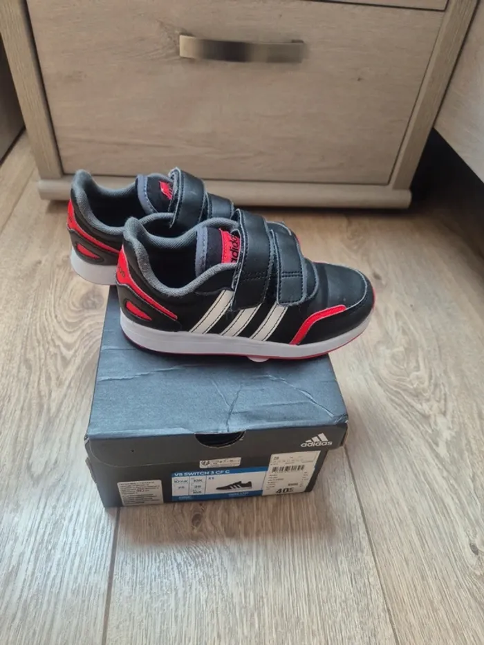 Chaussures/ baskets adidas switch 3 noire/rouge pointure 28 en très très bon état - photo numéro 3