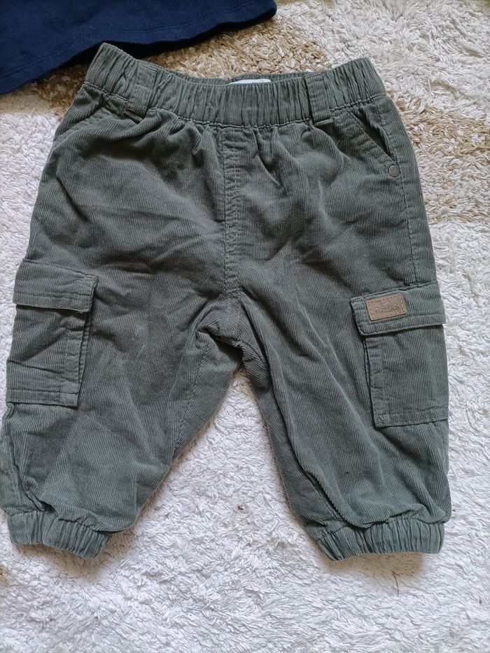 Lot de vêtements 6 mois. - photo numéro 2