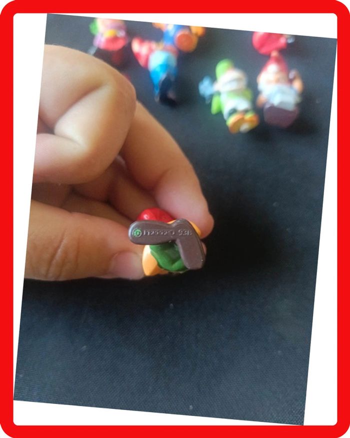 Petit figurine vintage Ferrero kinder - photo numéro 6