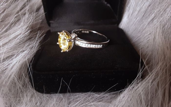 Bague gravée Au750 mariage fiançailles anniversaire Moissanite jaune 9mm 3carats cadeau pour elle - photo numéro 3