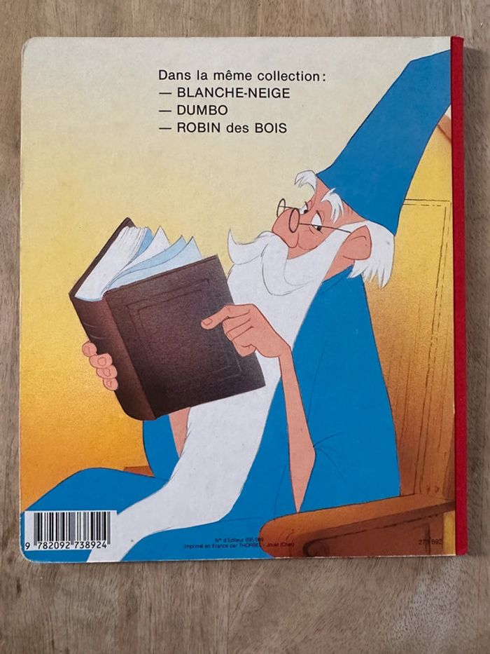 Nathan - Livre album carton cartonné ancien Merlin l’enchanteur Walt Disney Thorbel - photo numéro 2