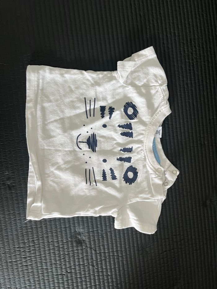 Lots t-shirt 3 mois - photo numéro 8