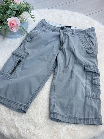 short cargo , bermuda