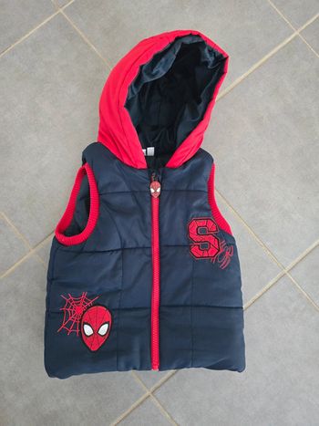 Doudoune sans manches spiderman