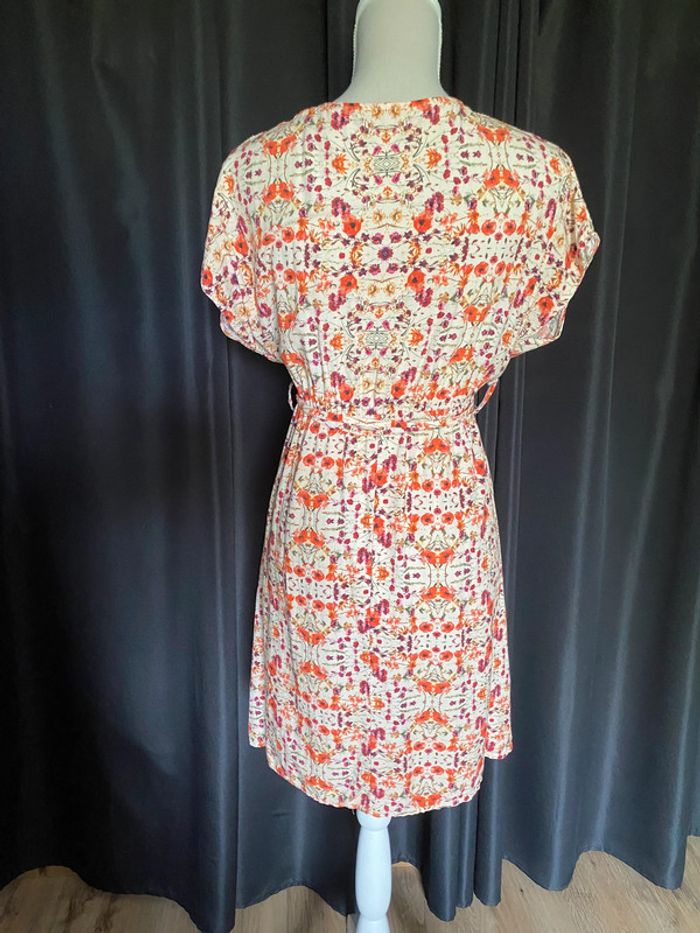 Robe manches courtes à fleurs - photo numéro 4