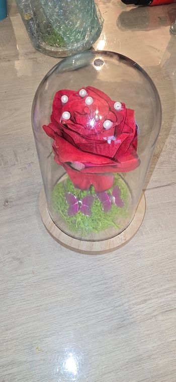 Cloche rose artificielle