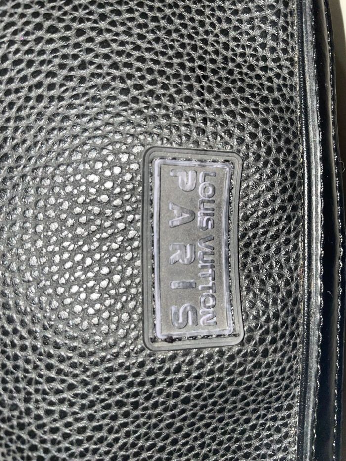 Saccoche LV - photo numéro 2