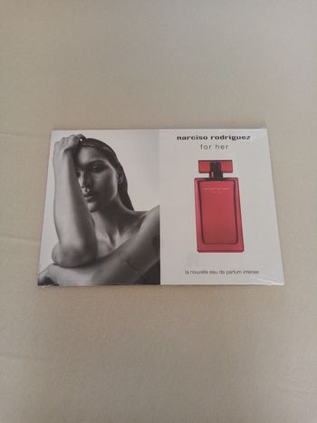 Affiche publicitaire (Narciso Rodriguez)