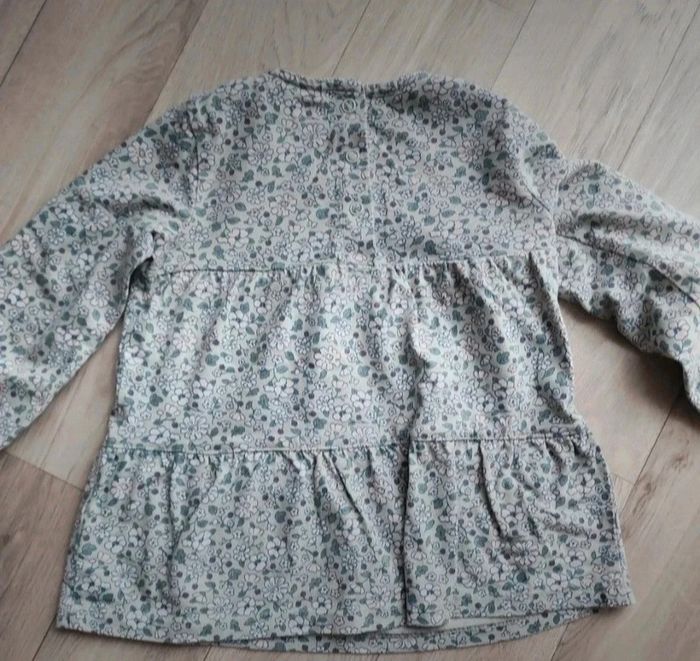 Blouse tee shirt fleuris 86cm - photo numéro 3