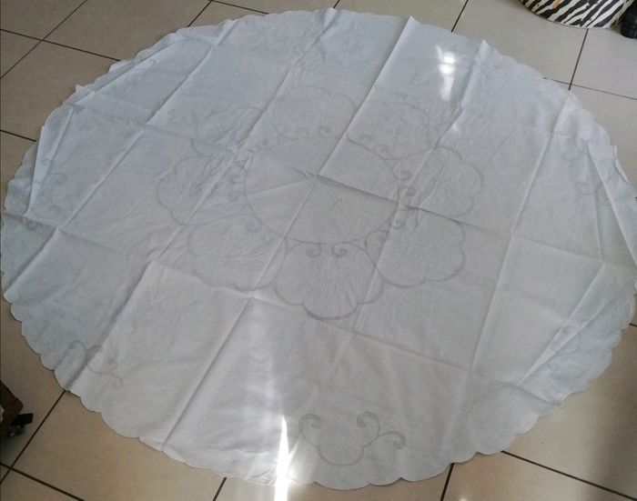 Nappe ronde coton Brodée diamètre 160cm