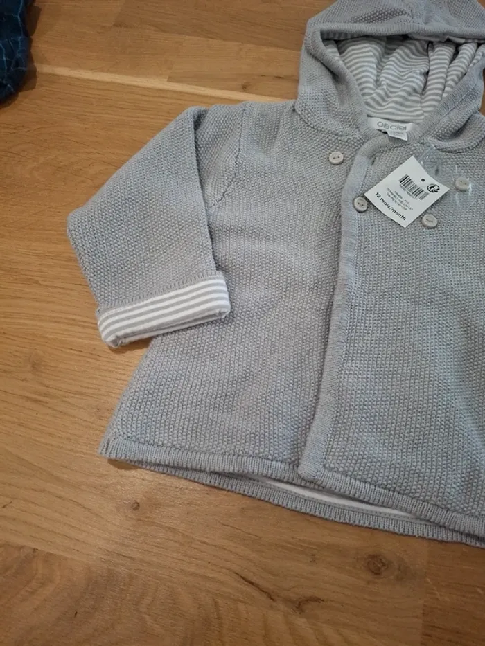 Veste gilet obaibi 12 mois neuf - photo numéro 2