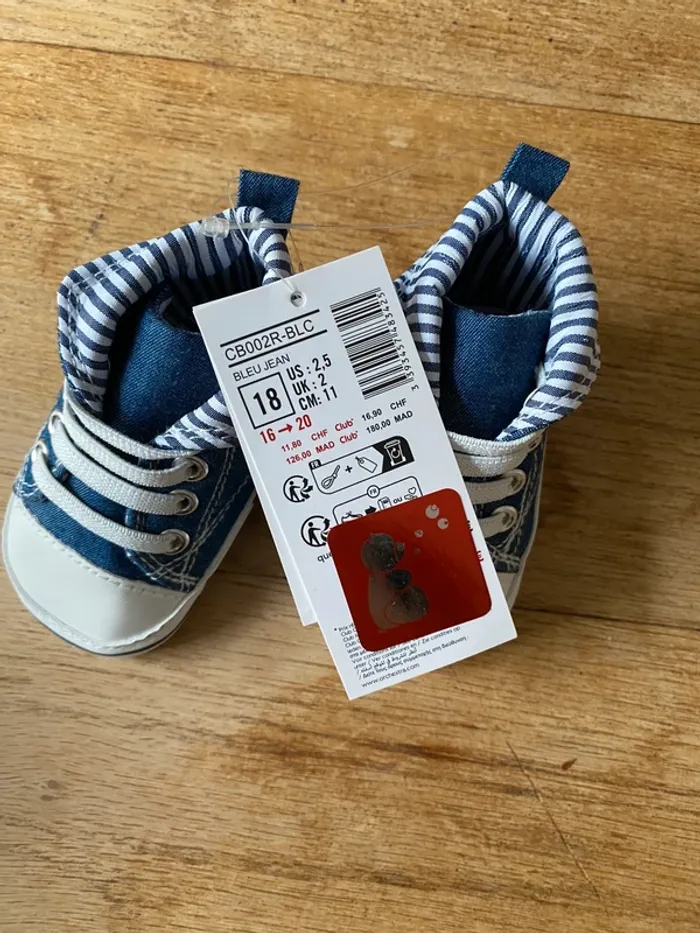 Chaussures Orchestra taille 18 - photo numéro 3