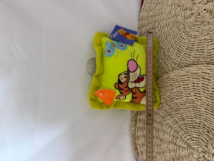 Peluche Plush Coussin Tigrou Tigger Winnie L'ourson Disney - photo numéro 2