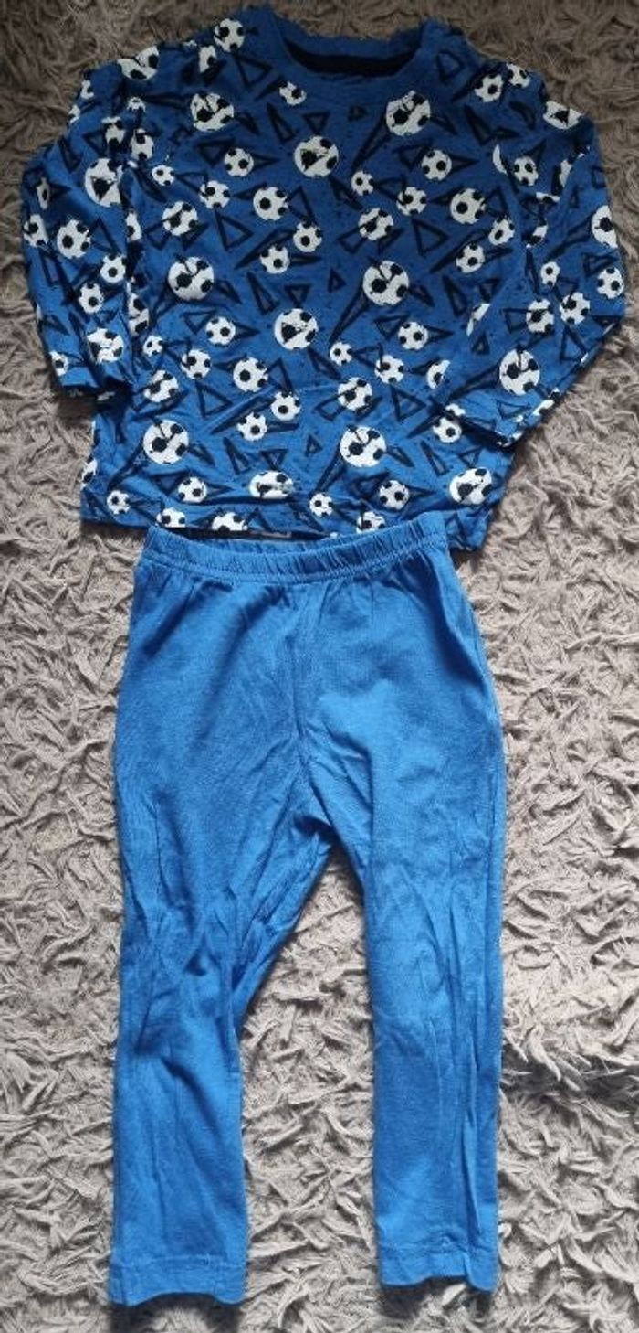 Ensemble pyjama motifs foot 12-24mois