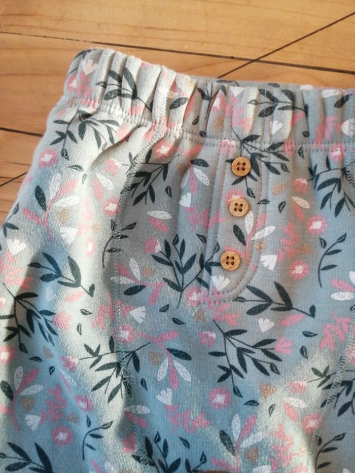 Pantalon fleuri - photo numéro 2