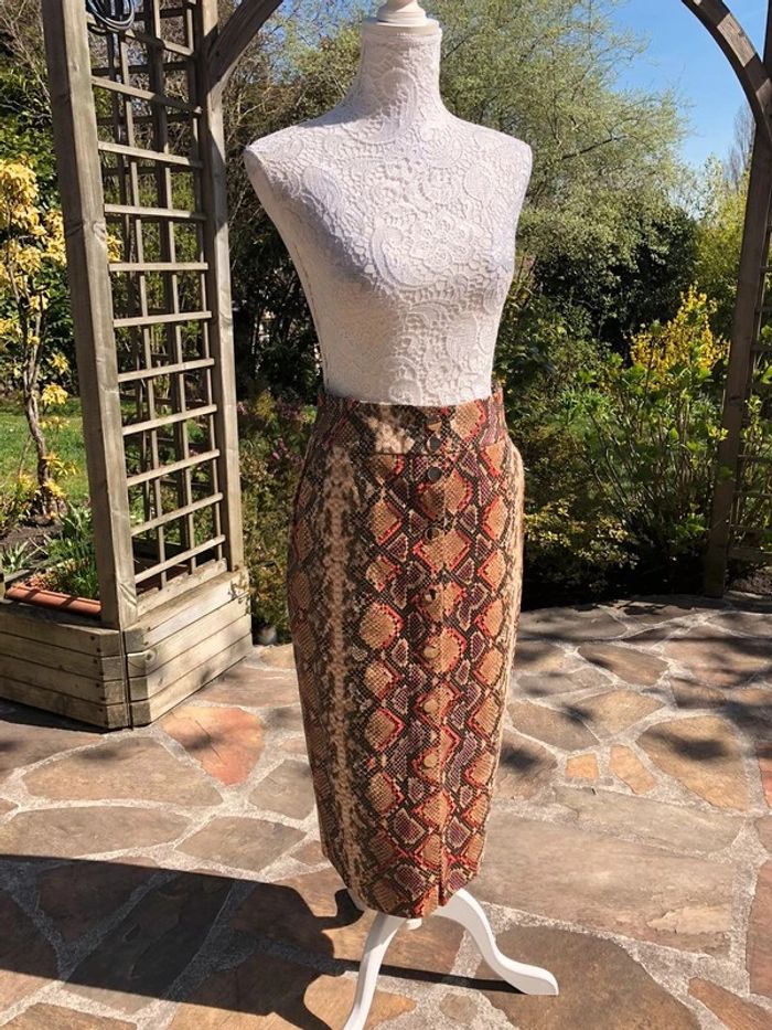 Jupe Zara neuve taille S - photo numéro 2