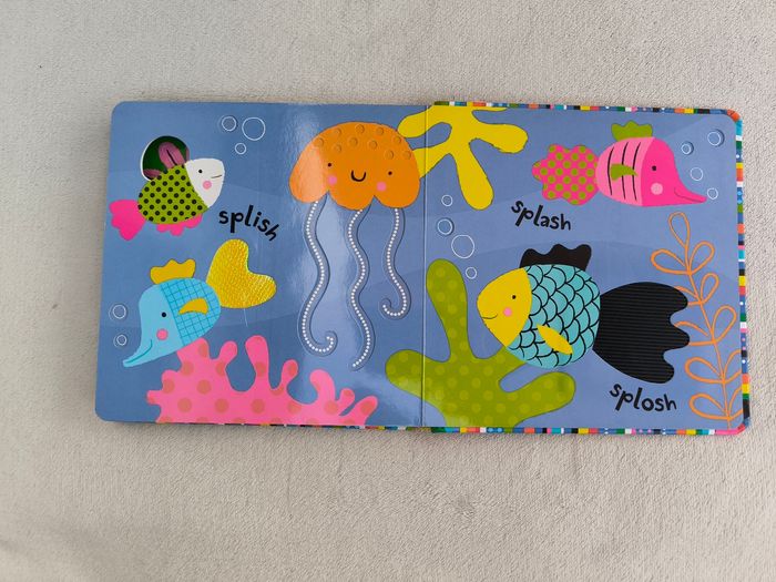 Livre Avec mon doigt Usborne - photo numéro 6