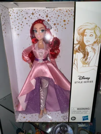 Poupée ariel style série