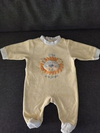 Pyjama taille 1 mois