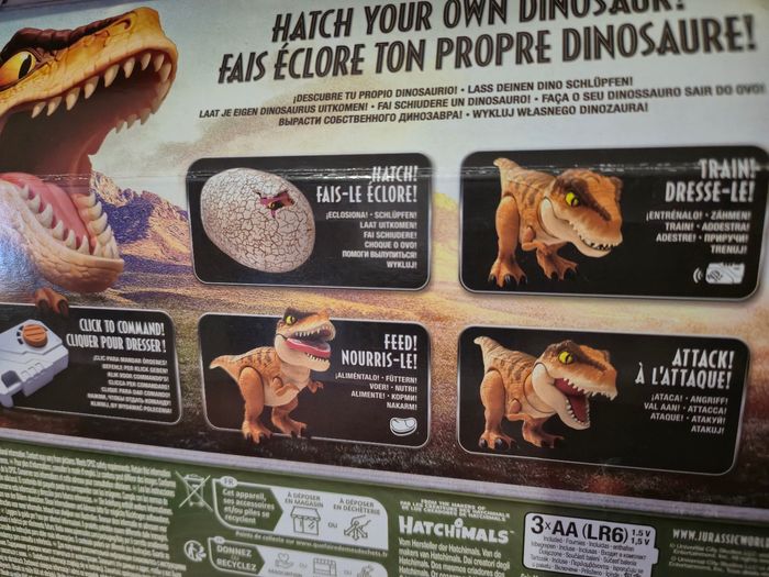 Lot de 2 dinosaures primal hatch Jurassic world 
Véritable oeuf qui éclot / dino éclosion T rex tyrannosaure - photo numéro 5
