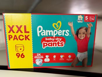 Pampers pants taille 5 