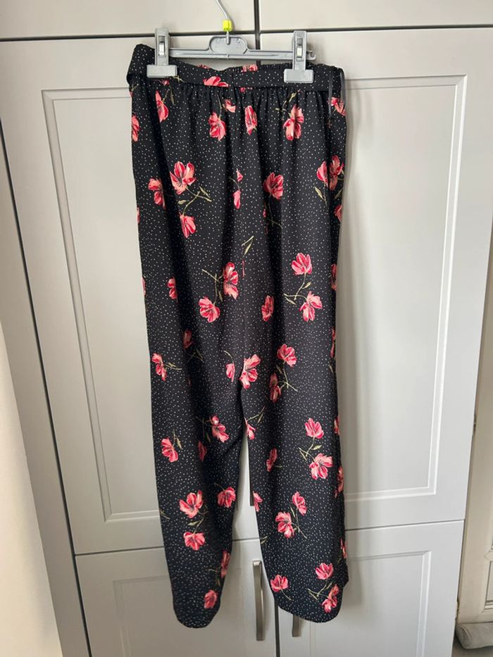 Pantalon fluide large fleuri Vero Moda - photo numéro 3