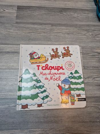 Livre Tchoupi chansons de Noël