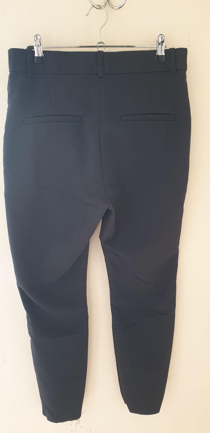 Pantalon ajusté marine H&M  42 - photo numéro 2