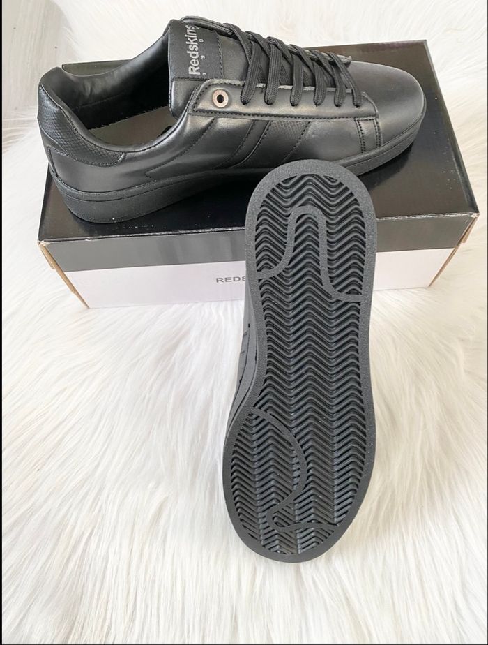 Baskets Redskins homme – Taille 41 – noires – Neuf avec étiquette - photo numéro 2