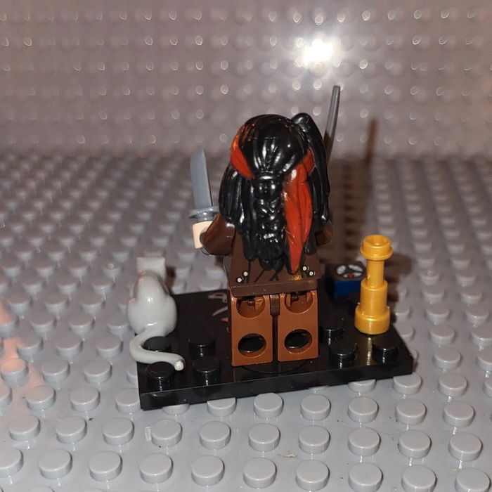 Minifigure / Figurine  💀 Film Pirates des Caraïbes 💀 Jack Sparrow - photo numéro 3