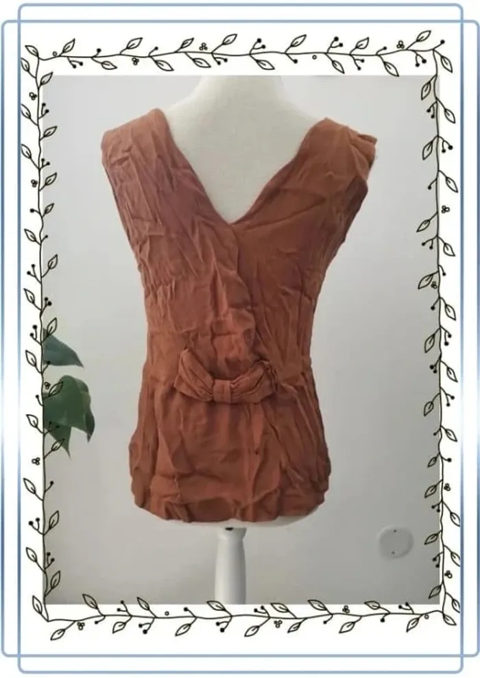 Débardeur marron "La petite étoile", taille 2, très bon état - photo numéro 3