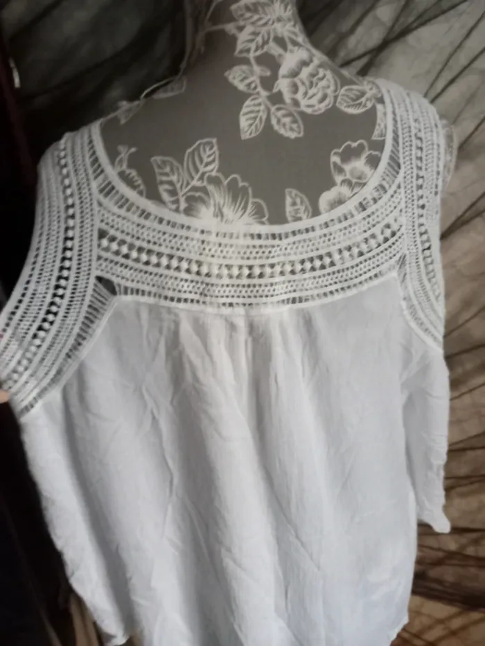 Blouse épaules dénudée - photo numéro 2