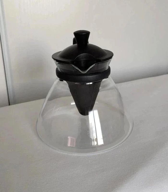 Grande théière en verre
