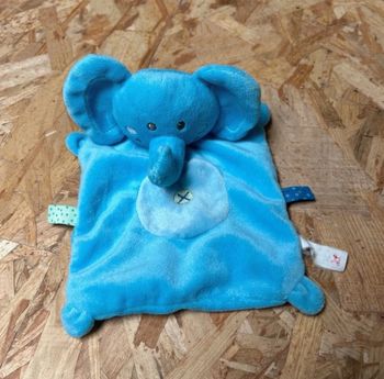 Doudou éléphant nicotoy