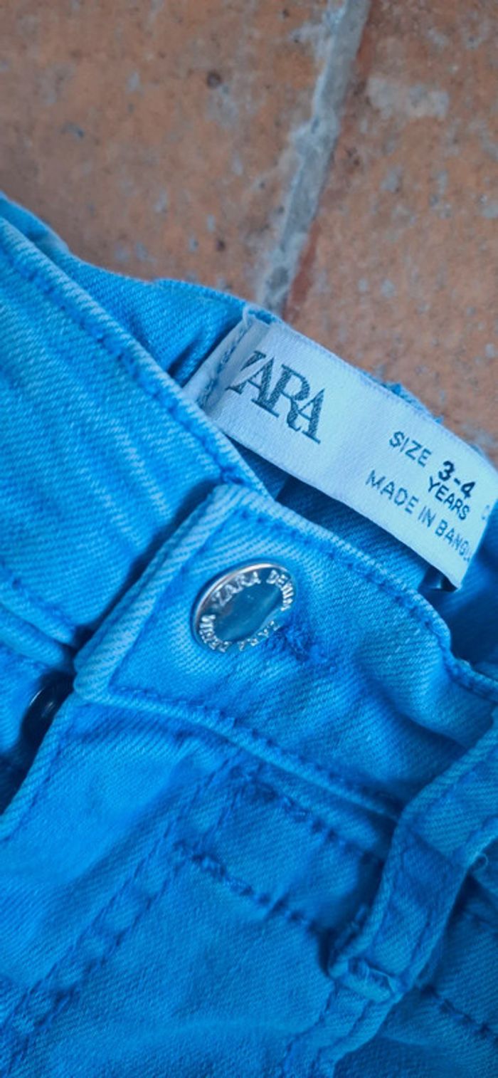 Short en jean bleu – Zara – État neuf Porté 2x - photo numéro 2
