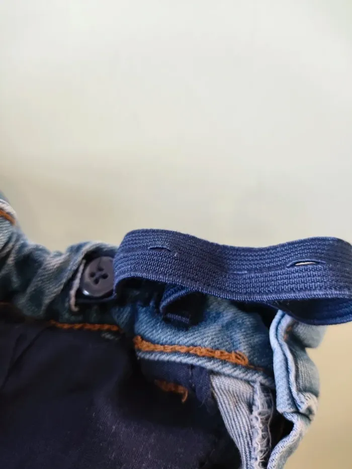 Short slim pour garçon, 
taille 10 ans, 
marque Kiabi. - photo numéro 8