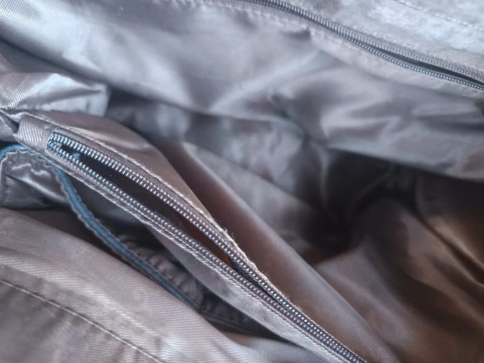 Sac à main neuf jamais servi - photo numéro 4