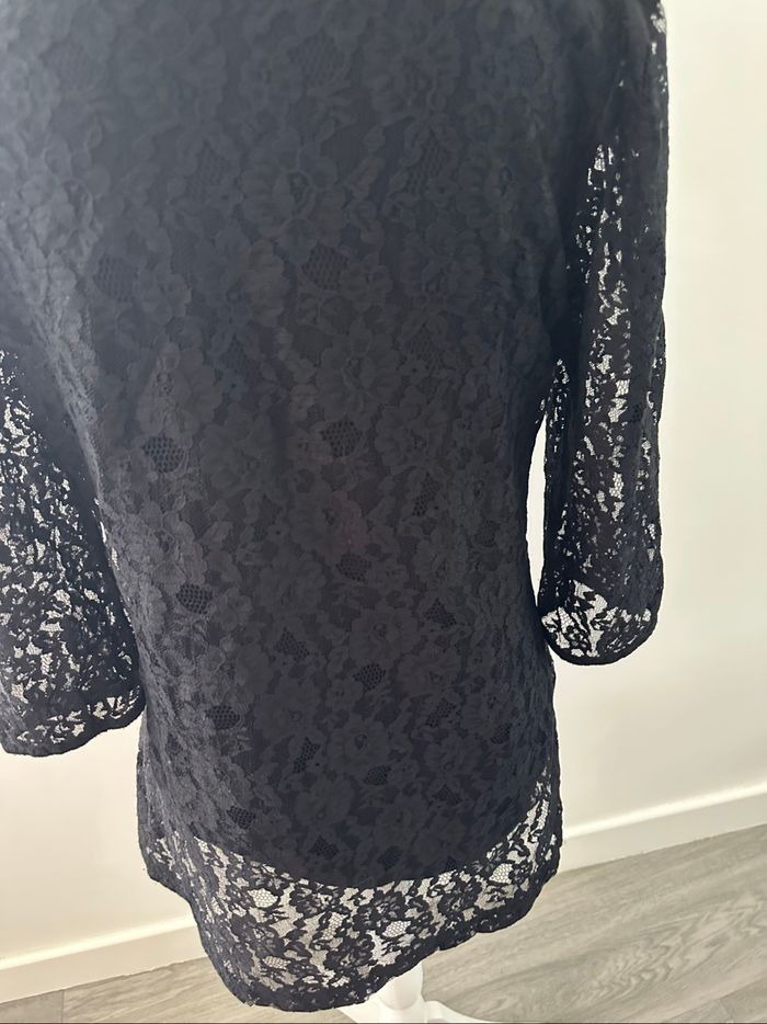 Blouse en dentelle noire Damart T42/44 XL/XXL - photo numéro 5