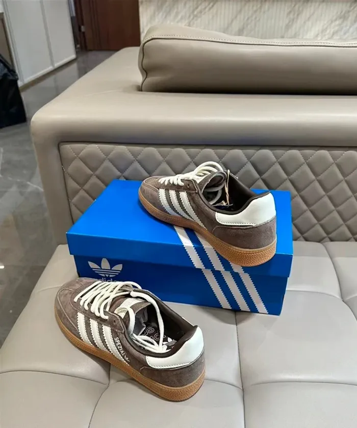 adidas originals HANDBALL SPEZIAL Taille 39 - photo numéro 5