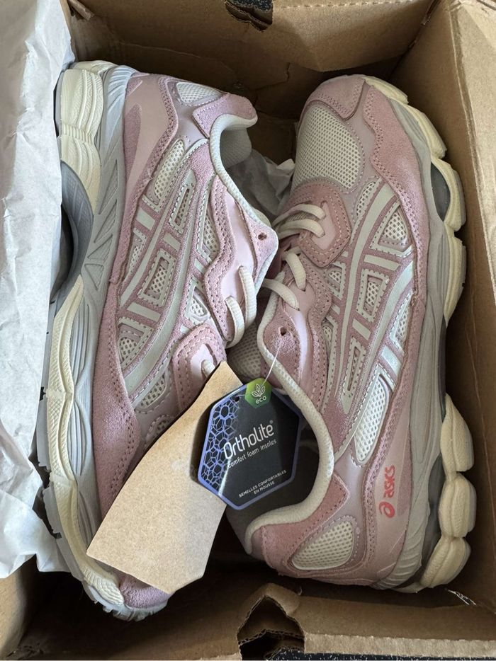 asics gel nyc rose