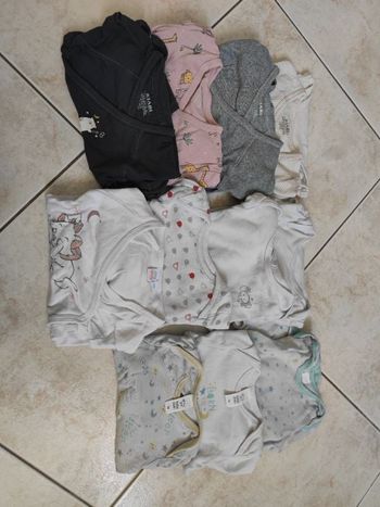 Lot de 11 bodys manches longues