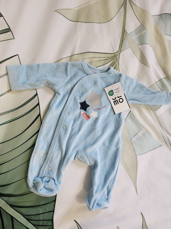 Pyjama neuf naissance